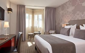 Timhotel Opera Blanche Fontaine